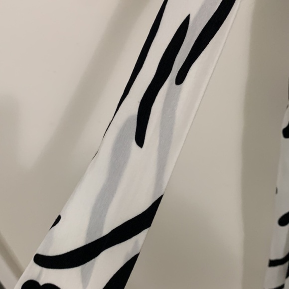 INA (í:ma) Tie-waist Jumpsuit Black and white sieze S - Picture 7 of 14